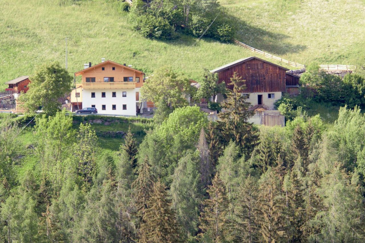 Schweinsteghof Urlaub Auf Dem Bauernhof Apartment Sarentino Exterior photo